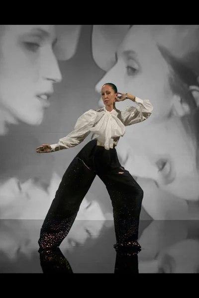 Look 8